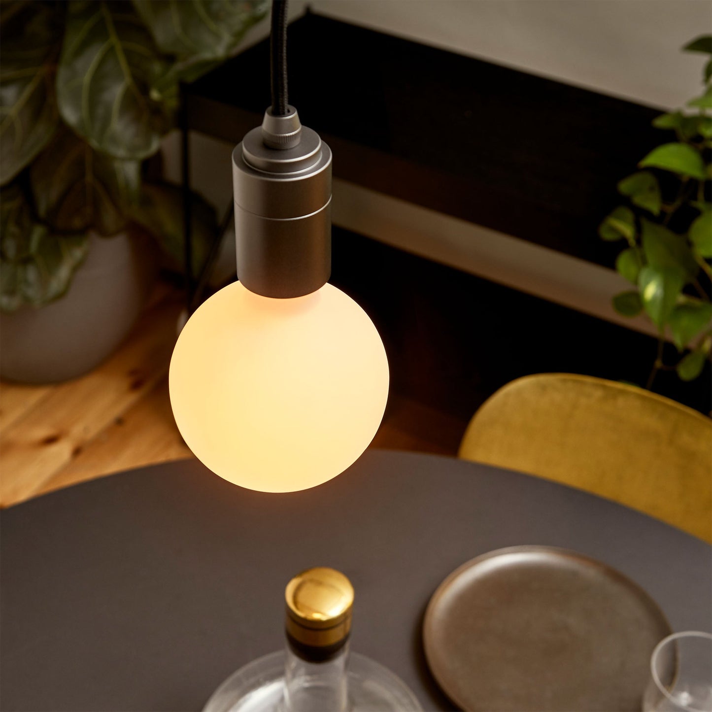 Sphere III E26 Dim-to-Warm LED Bulb