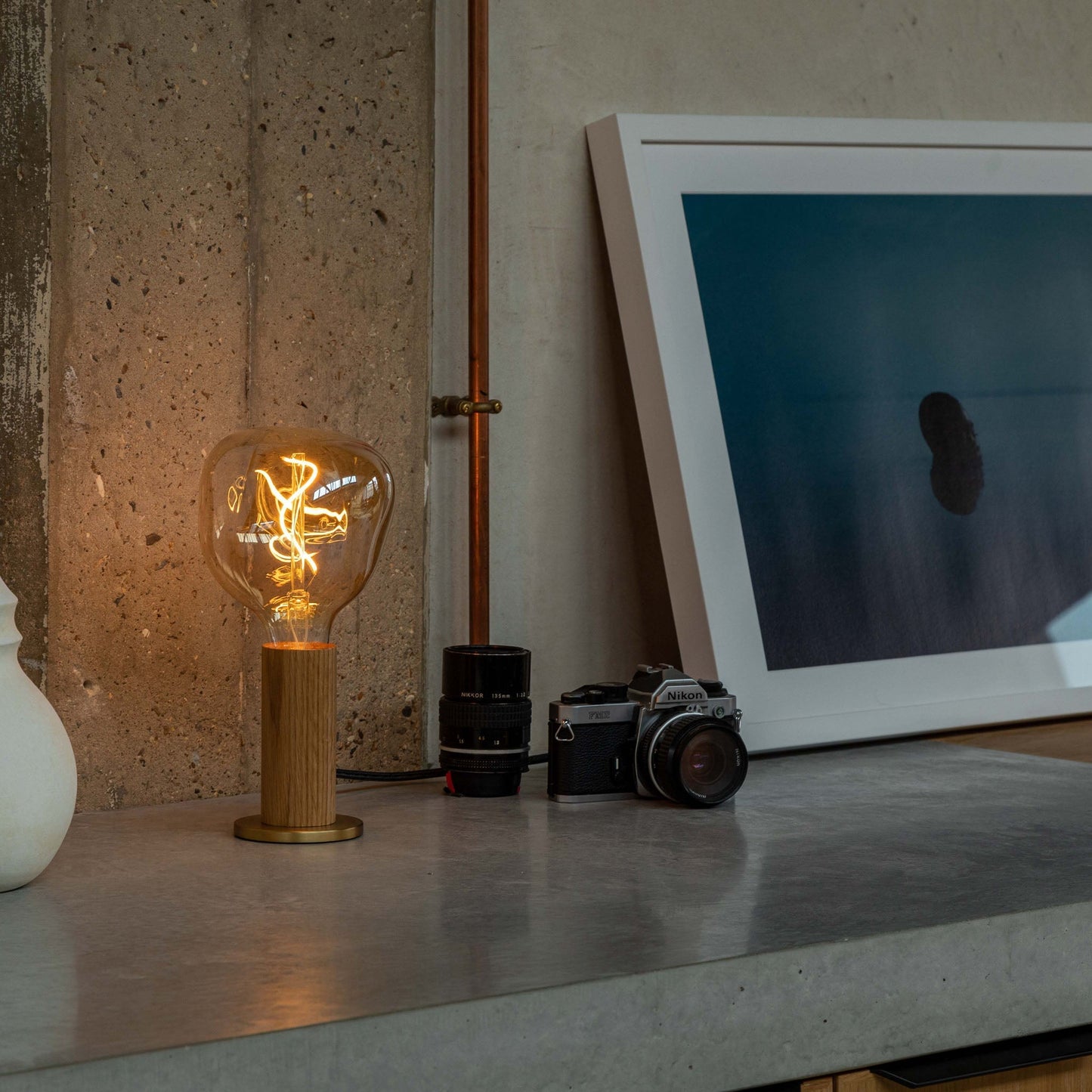 Knuckle Table Lamp in Oak + Voronoi I - Set of 2